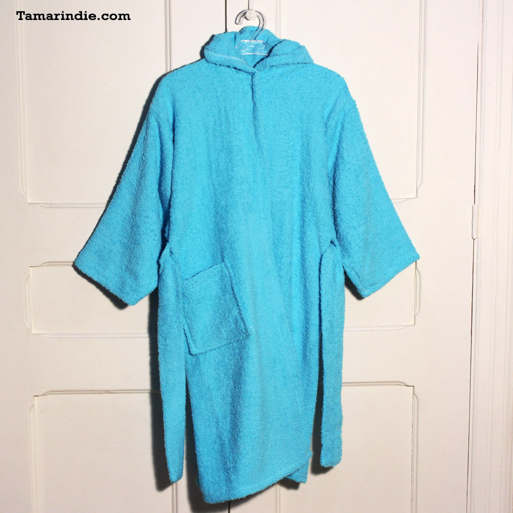 Turquoise Hooded Men or Women's Bathrobe| روب حمام للنساء او للرجال لون فيروزي
