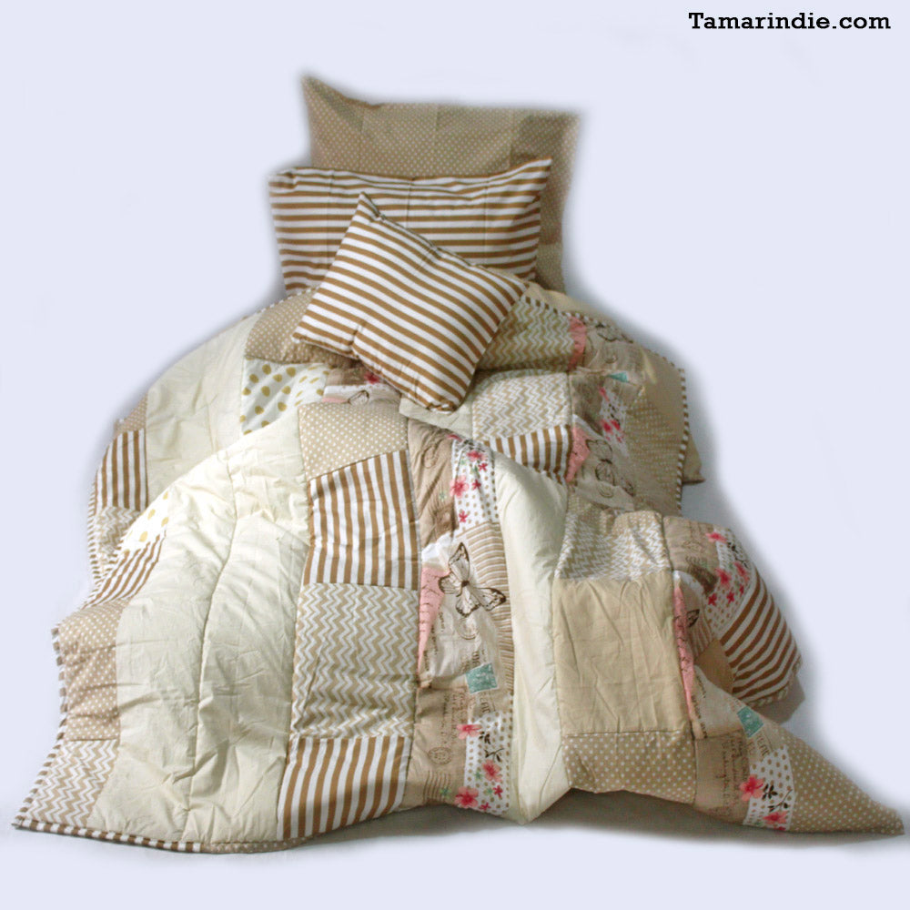 Beige Mixed Pattern Bedspread|غطاء سرير بيج ذات نمط ممزوج