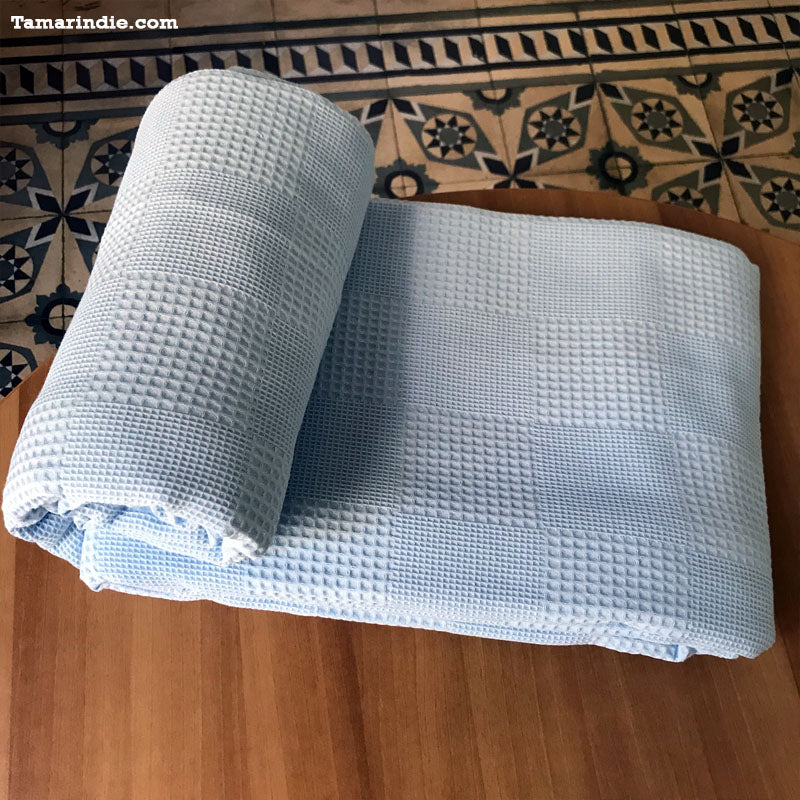 Extremely Soft Blue Cotton Throw|بطانية قطنية لون أزرق بغاية النعومة