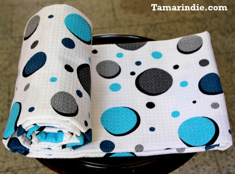 Turquoise Dot Cotton Blanket|بطانية قطن مع دائرات فيروزية
