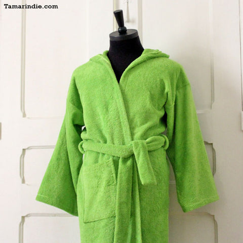 Thick Green Hooded Bathrobe for Grownups or Kids| روب حمام سميك للكبار أو للصغار لون أخضر