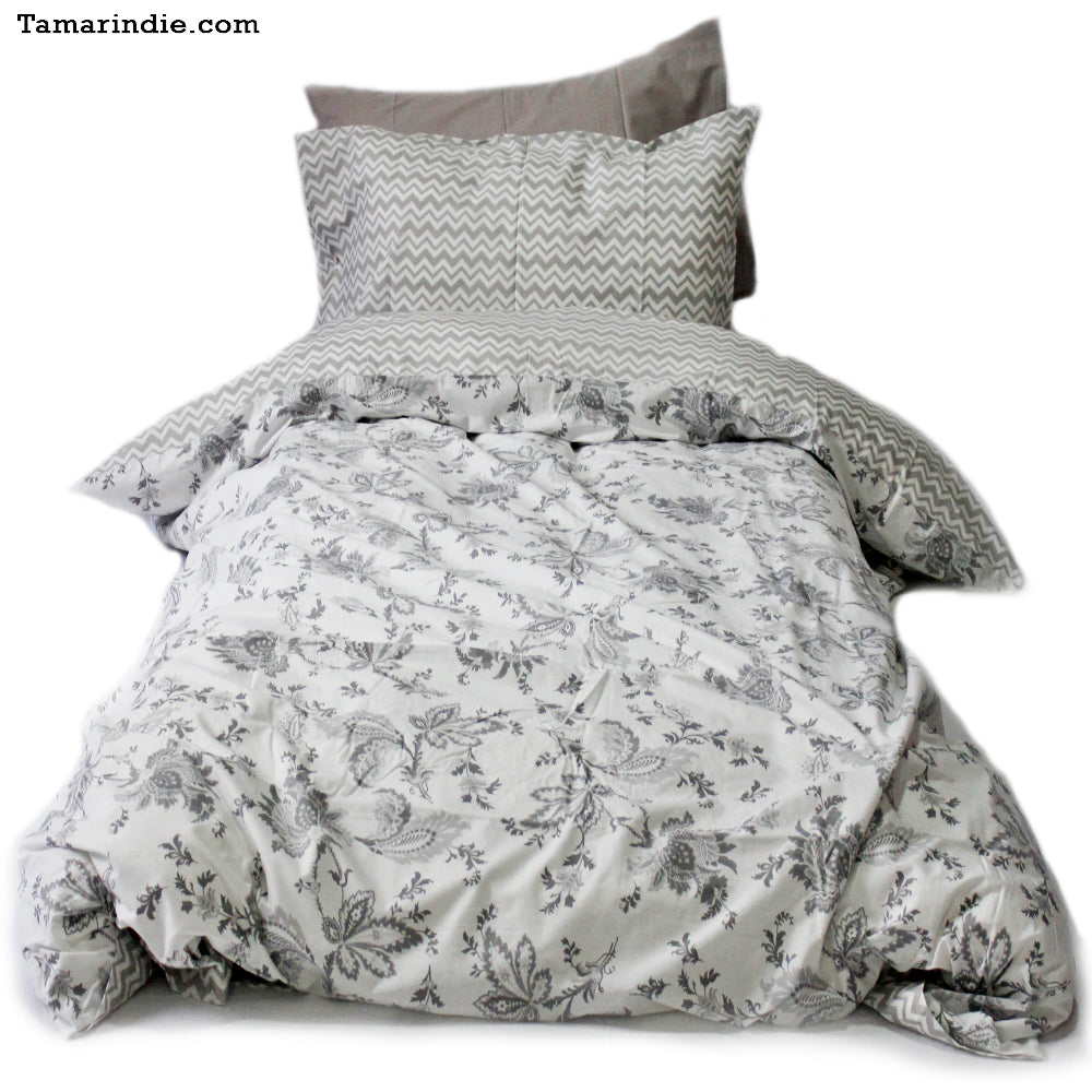 Grey Bloom Duvet Bed Set|طقم مفارش الإزهار الرمادي مع لحاف