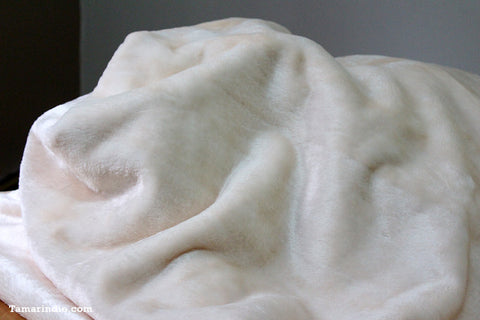 Beige Single Winter Blanket|بطانية لسرير منفرد للشتاء