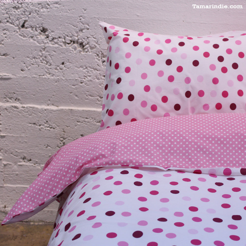 Double Pink Dots Duvet Bed Set|طقم مفارش النقاط الوردية المزدوجة مع لحاف