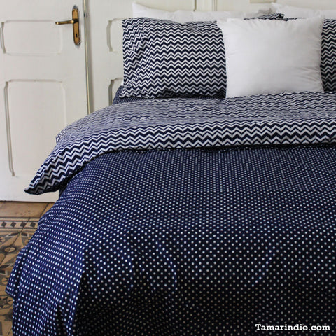 Angles & Dots Duvet Bed Set|طقم مفارش الزوايا والنقاط مع لحاف