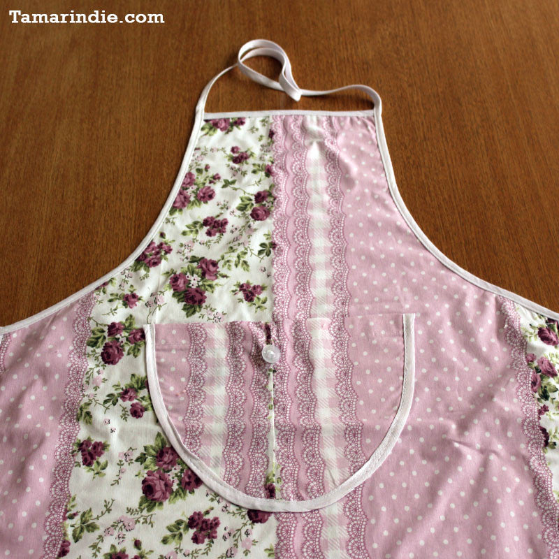 Pink Kitchen Apron with Detachable Towel|مريول مطبخ لون وردي مع منشفة متحركة