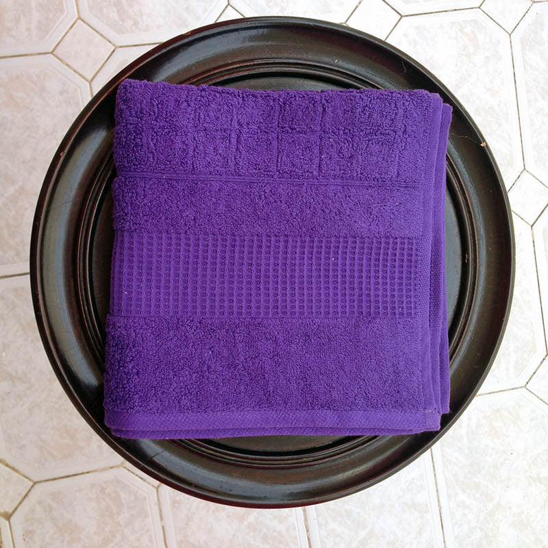 Checkered Purple Towel|منشفة بنفسجية ذات مربعات