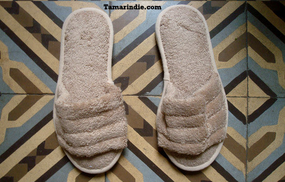 Beige Towel Slippers|شبشب او حذاء بيت لون بيج