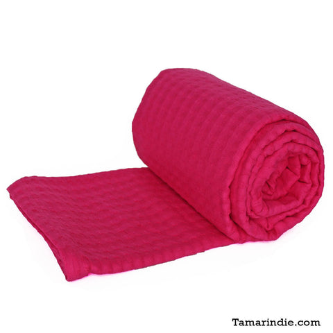 Hot Pink Cotton Blanket|بطانية قطن لونها وردي حار