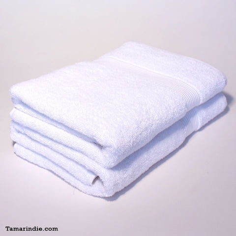 Set of Two Large White Towels|منشفتان كبيرتان لونهما أبيض