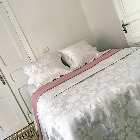 Jacquard Bed Spread|غطاء سرير جاكار
