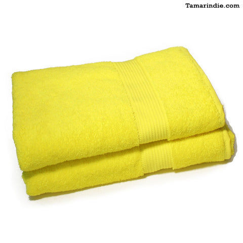 Set of Two Large Yellow Towels|منشفتان كبيرتان لونهما أصفر
